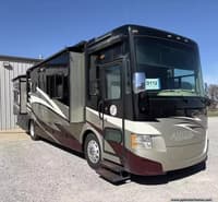 62517 - 37' 2014 Tiffin Allegro Red 36QSA 340hp Cummins w/4 Slides Image 1