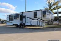 61292 - 40' 2021 Alliance RV Paradigm 372RK w/3 Slides Image 1