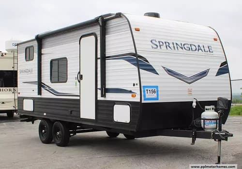 62923 - 22' 2022 Keystone Springdale 2010BH - Bunk House Image 1