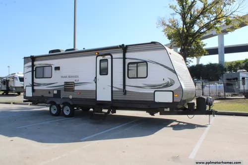 61229 - 30' 2017 Heartland Trail Runner 265SLE w/Slide Image 1