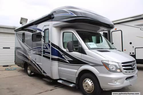 60191 - 25' 2019 Holiday Rambler Prodigy 24B w/Slide Image 1