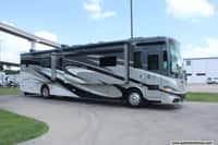 62966 - 40' 2018 Tiffin Phaeton 40QBH 380hp Cummins w/4 Slides Image 1