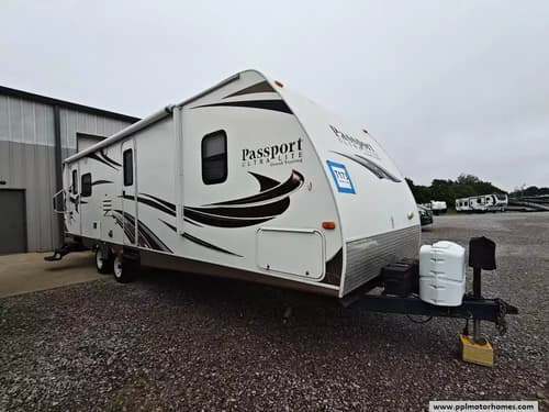 63322 - 33' 2013 Keystone Passport Touring 2890RL w/Slide Image 1