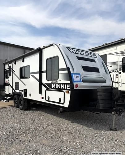 64852 - 26' 2024 Winnebago Minnie 2225RL w/Slide Image 1