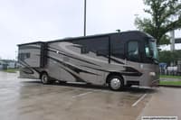 63157 - 38' 2008 Coachmen Cross Country 382DS 340hp Cummins w/2 Slides Image 1
