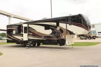 55745 - 43' 2018 Heartland Landmark NEWPORT w/3 Slides Image 1