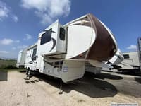 55930 - 40' 2013 Heartland Bighorn 3855FL w/5 Slides Image 1