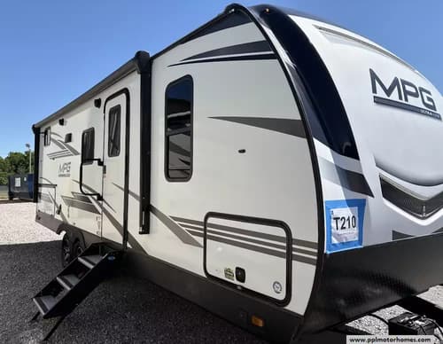 63035 - 30' 2022 Cruiser RV Mpg Ultra Lite 2500BH w/Slide - Bunk House Image 1