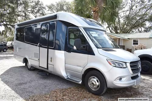 62314 - 25' 2020 Leisure Travel Unity U24TB Image 1
