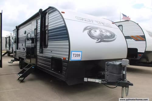 63891 - 32' 2021 Forest River Cherokee Grey Wolf Limited 26DBH w/Slide - Bunk House Image 1