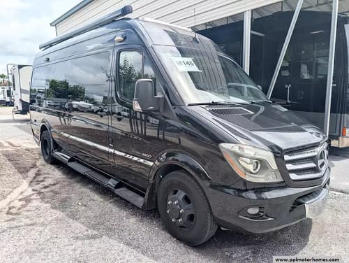 63449 - 23' 2015 Roadtrek RS ADVENTUROUS Image 1