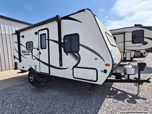 63292 - 22' 2019 Kz Escape 181RB w/Slide Image 1
