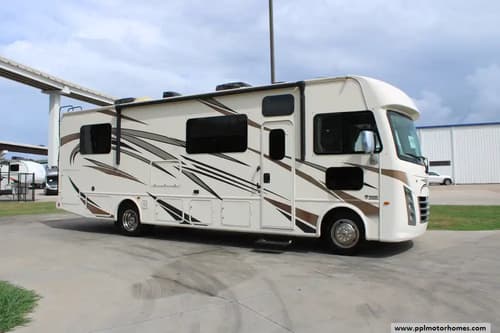 64930 - 31' 2019 Thor Ace 30.3 w/2 Slides Image 1
