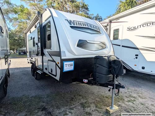 63152 - 21' 2022 Winnebago Micro Minnie Series 1800BH - Bunk House Image 1