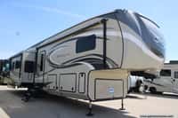 62594 - 41' 2018 Jayco Pinnacle 37RSTS w/3 Slides Image 1