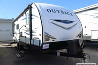 55181 - 27' 2018 Keystone Outback Ultra-Lite 250URS w/2 Slides Image 1