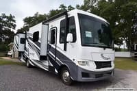 56492 - 32' 2022 Newmar Baystar Sport Series 3226 w/3 Slides Image 1