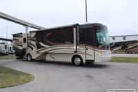 61901 - 40' 2008 Holiday Rambler Endeavor 40SKQ 400hp Cummins w/4 Slides Image 1