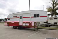 61352 - 29' 2017 Riverside RV Retro 526RK w/Slide Image 1