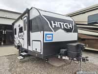 60878 - 22' 2022 Cruiser RV Hitch 16RD Image 1