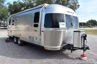 61012 - 25' 2016 Airstream Flying Cloud 25FB Image 1