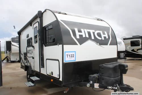 64923 - 21' 2022 Cruiser RV Hitch 17BHS - Bunk House Image 1