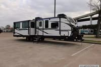 54792 - 34' 2021 Heartland Sundance 293RL w/2 Slides Image 1