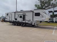 55967 - 37' 2018 Heartland Pioneer 322 w/2 Slides - Bunk House Image 1