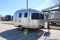 55157 - 16' 2017 Airstream Sport 16 Image 1