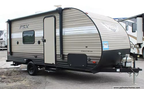 62828 - 22' 2018 Forest River Wildwood 187RB Image 1