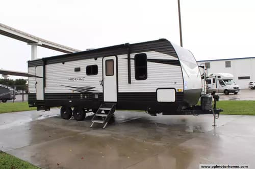 63930 - 30' 2021 Keystone Hideout 272BH w/Slide - Bunk House Image 1