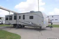 59792 - 39' 2018 Jayco Eagle 330RSTS w/3 Slides Image 1