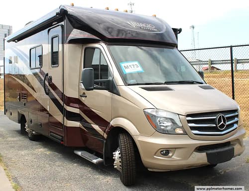 64124 - 24' 2019 Renegade RV Villagio 25MBS w/Slide Image 1
