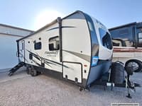 61983 - 29' 2021 Forest River Super Lite 26RBWS w/Slide Image 1