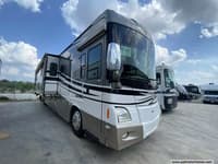 59348 - 39' 2008 Winnebago Vectra 40TD 400hp Cummins w/2 Slides Image 1