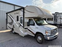 60680 - 24' 2018 Thor Four Winds 22B w/Slide Image 1