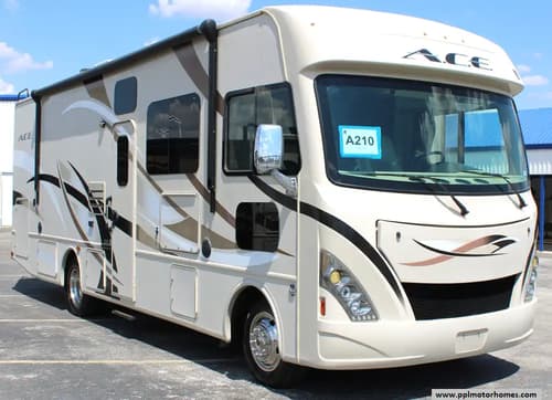 64656 - 31' 2015 Thor Ace 30.2 w/Slide Image 1