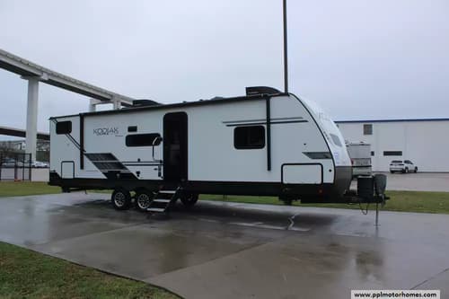 61962 - 33' 2024 Dutchmen Kodiak Ultra Lite 296BHSL w/Slide - Bunk House Image 1