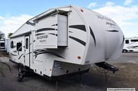 62261 - 31' 2015 Forest River Signature Ultra Light 8280WS w/2 Slides Image 1