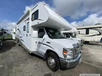 63547 - 32' 2008 Winnebago Access 31C w/Slide Image 1