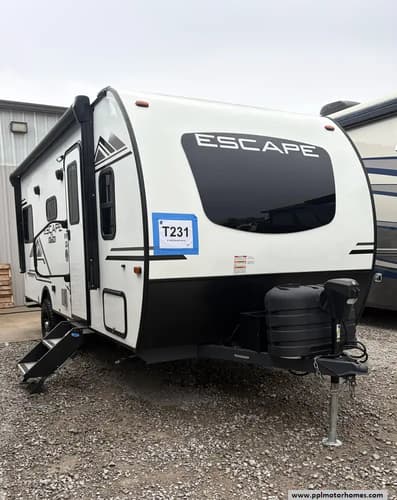 64671 - 23' 2022 Kz Escape Hatch E17 - Toy Hauler Image 1