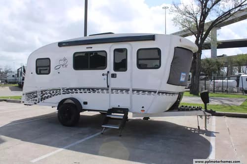 62323 - 20' 2024 Intech RV Sol DUSK ROVER Image 1