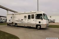 54962 - 32' 2001 Tiffin Allegro Bus 31DA w/2 Slides Image 1