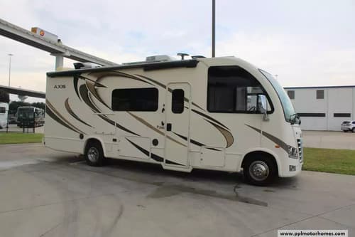 60253 - 26' 2018 Thor Axis 25.3 w/Slide Image 1