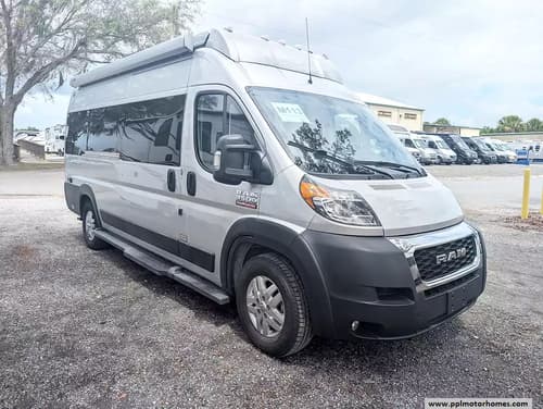 62876 - 21' 2022 Thor Sequence Promaster 20J ROOFTOP Image 1