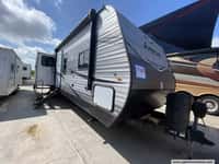 64147 - 36' 2020 Jayco Jay Flight 32RLOK w/2 Slides Image 1