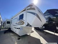 62450 - 40' 2013 Keystone Montana 3582RL w/3 Slides Image 1