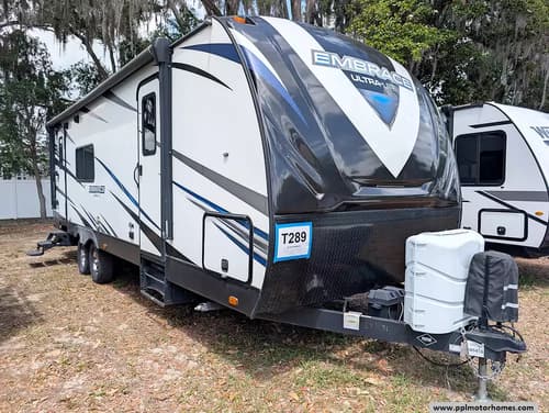 63151 - 28' 2018 Cruiser RV Embrace EL240 w/Slide Image 1