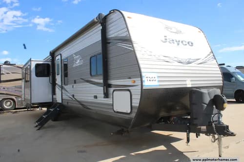 64883 - 38' 2020 Jayco Jay Flight 34MBDS w/2 Slides - Bunk House Image 1