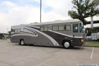 60368 - 40' 2003 Country Coach Allure CROWN POINT 370 370hp Cummins w/2 Slides Image 1